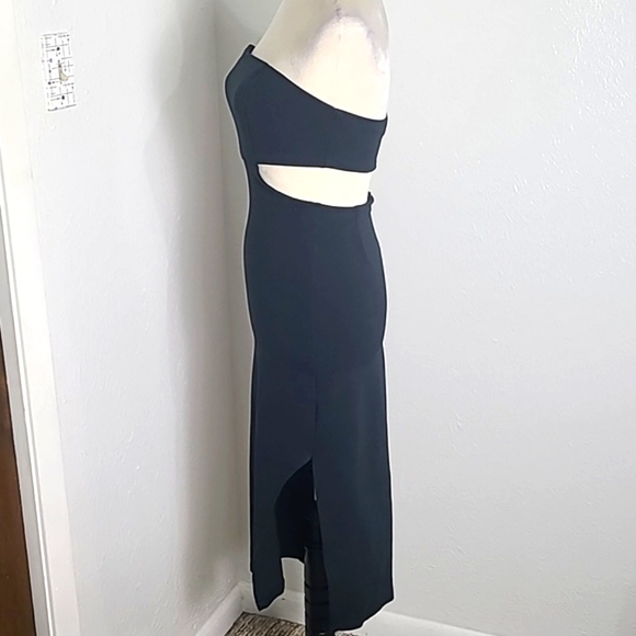 Socialite Dark Green Strapless Midi-Dress with Side Cut-outs, Size Medium - Picture 4 of 9